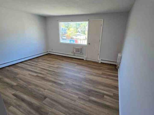 model 2352 Ottawa Street 1 Bedroom Apartment for Rent at 2352 Ottawa St, Regina, SK S4P 1R1 Core
