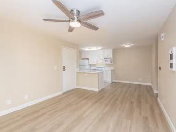 Riverview Farms, Winter Gardens, San Diego County, California, USA