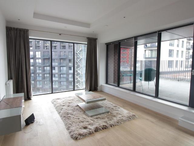 Modena House, London City Island E14, 1 bed flat to rent, £2,250 pcm | PrimeLocation