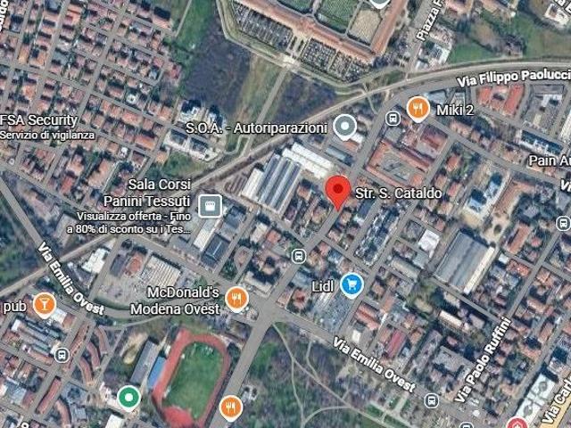 Modena trilocale con due camere da letto e balcone