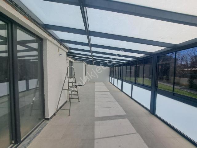 Modest Den Kartal Soğanlık Ta Bahçe Terasalı Satılık Yeni Daire