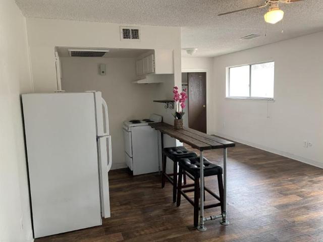 Modesto CA 95354 LS105619039