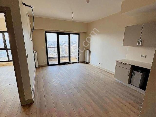 Modernyaka Tek Yetkili Kiralık Ofisi 1+1 Kiralık my221