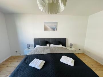 modern*zentral*Netflix*Nespresso*workingspace