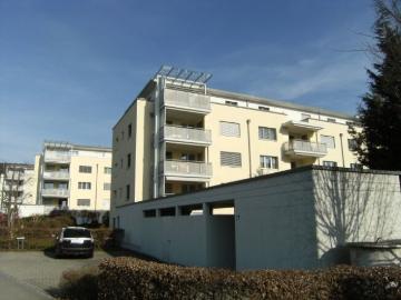 Modern 3.5 room apartment in beautiful Bronschhofen