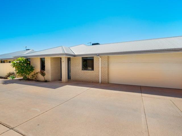 Modern 3 x 2 Home