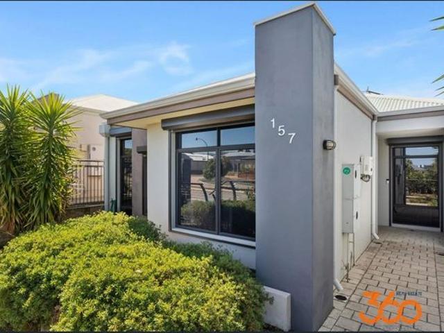 Modern 3 x 2 property