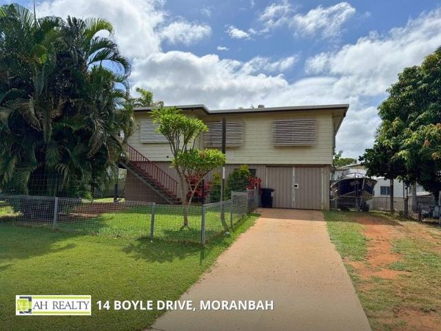 MODERN 3 BED, 1 BATH HIGHSET HOME LOCATED ON A 766sqm CORNER BLOCK IN A SOUGHT AFTER STREET