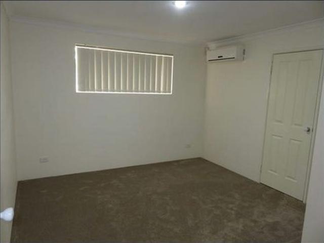 Modern 3 Bed 1 Bathroom house for rent