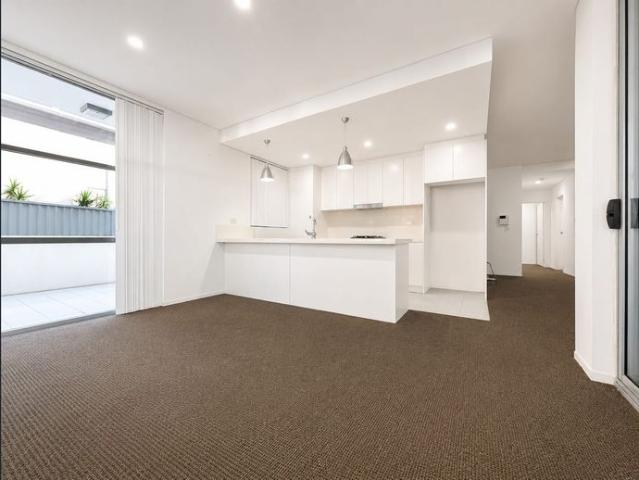 Modern 3 Bed Apartment in PRIME LOCATION OF ARNCLIFFE