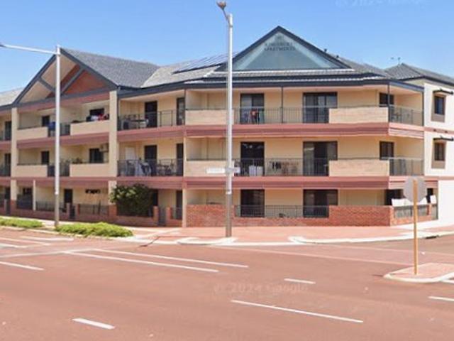 Modern 3 Bed Apartment in Prime Location!