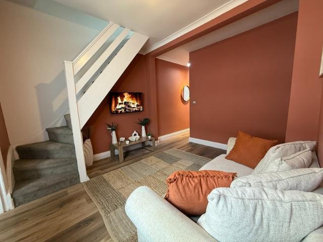 Modern 3 Bed House Near Anfield