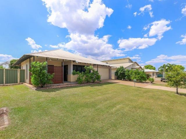 Modern 3 Bed Home in Family Friendly Bellamack!