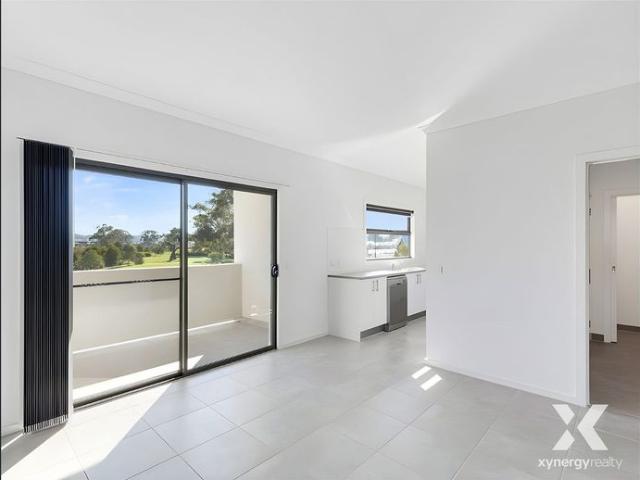 Modern 3 Bed Sanctuary in Elation Boulevard, Doreen: Book Your Viewing Now!