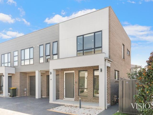 Modern 3 Bed Townhouse in a Prime Marsden Park Location