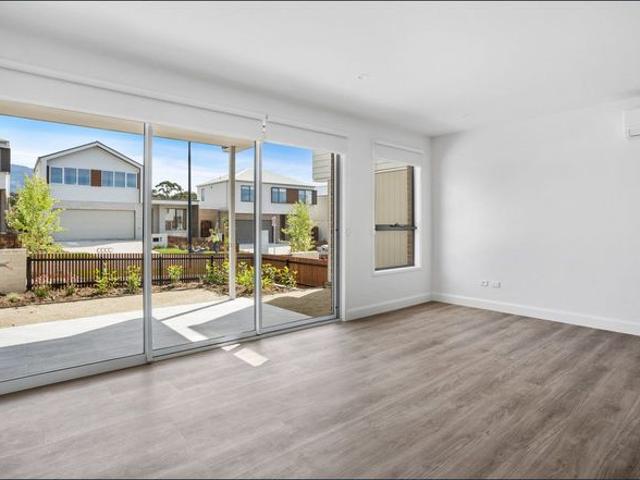 Modern 3 bed townhouse