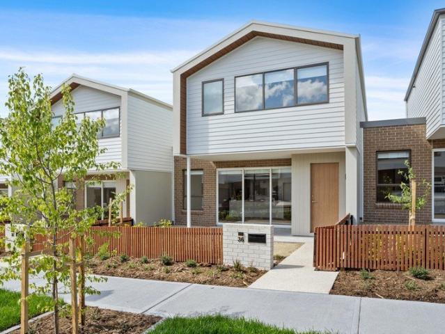 Modern 3 bed townhouse