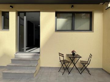 Modern 3 bedroom apartment