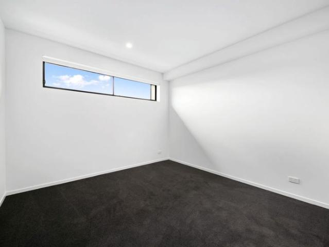 Modern 3 Bedroom Apartment