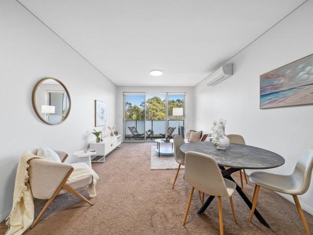 Modern 3 Bedroom Apartment with 2 Car Spaces in Prime Rouse Hill Location