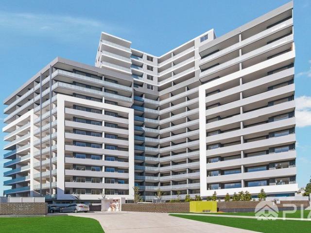 Deposit Taken! Modern 3 bedroom apartment close to amenities for lease