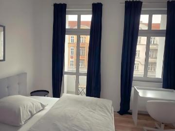 Modern 3 bedroom apartment close to Schönhauser Allee, Berlin Amsterdam Apartments for Rent