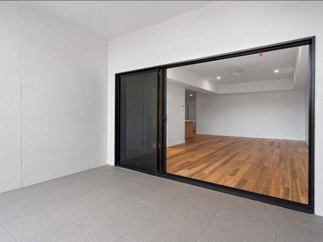 Modern 3 Bedroom Apartment for Rent – 25 Darnley Street, Rocklea
