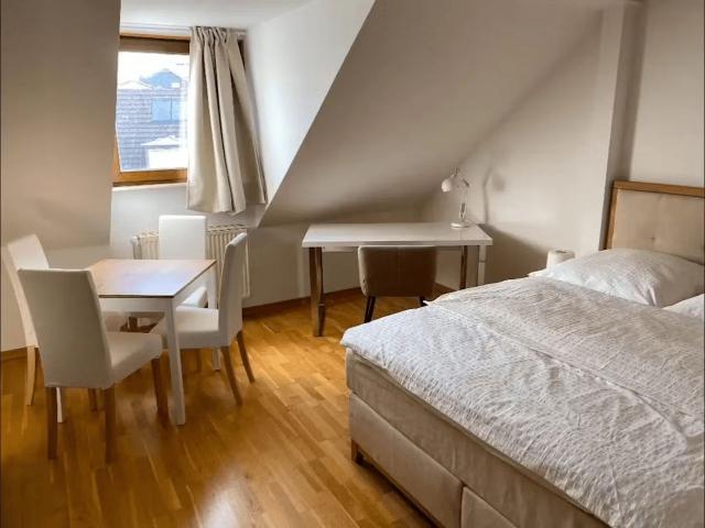 Modern 3 Bedroom apartment in the middle of Frankfurt district, Frankfurt Amsterdam Apartments for Rent