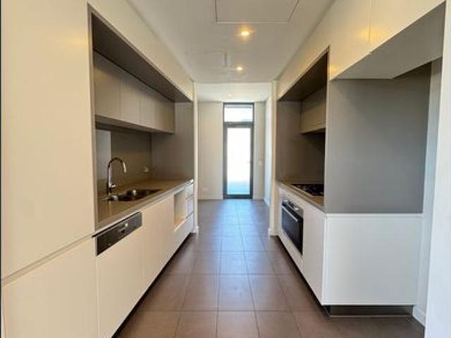 Modern 3 Bedroom Apartment in Prime Forest Lodge Location