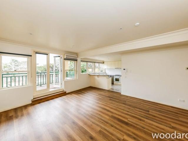 Modern 3 Bedroom Apartment in Prime Hawthorn Location