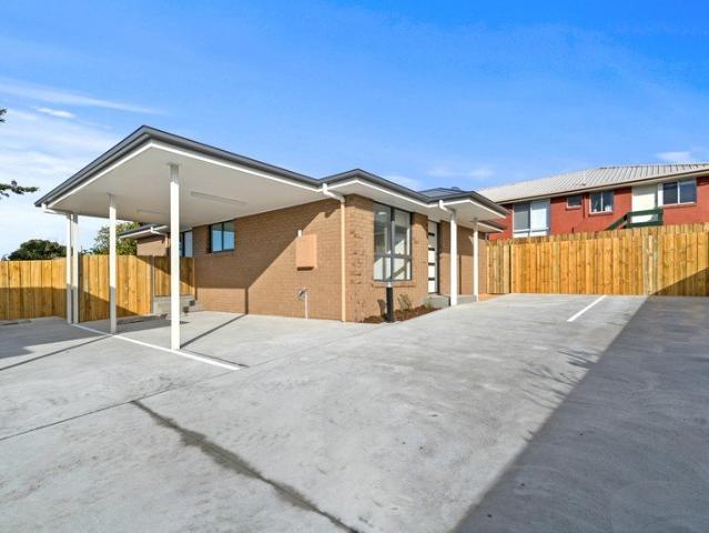 Modern 3 Bedroom Claremont Family Home