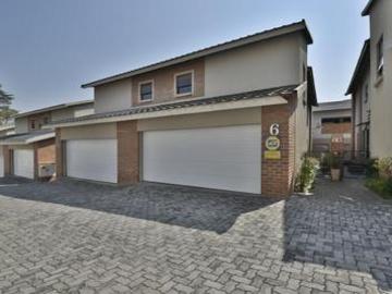 modern 3 bedroom cluster on the mark.