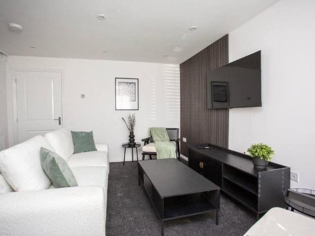 Modern 3 Bedroom Consett House | Sleeps 5