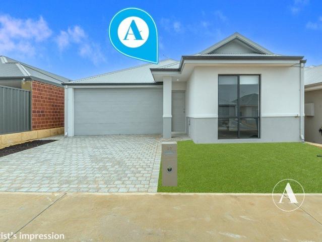 MODERN 3 BEDROOM DUAL LIVING HOME IN CONVENIENT LAKELANDS LOCATION