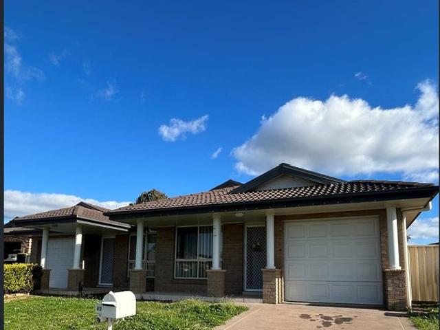 MODERN 3 BEDROOM DUPLEX