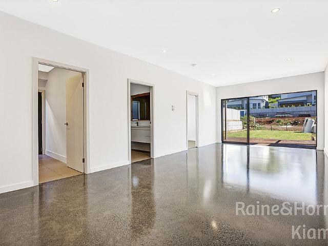 MODERN 3 BEDROOM DUPLEX