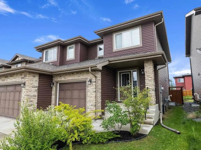 Modern 3‑Bedroom Duplex with Finished Basement – East Spruce Grove