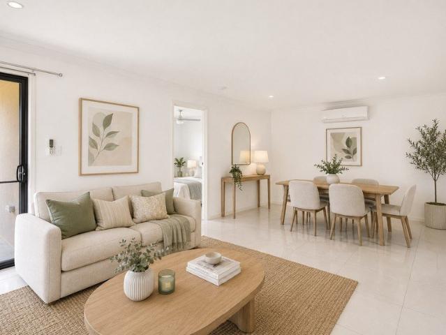 Modern 3 Bedroom Duplex in Convenient Rosewood Location