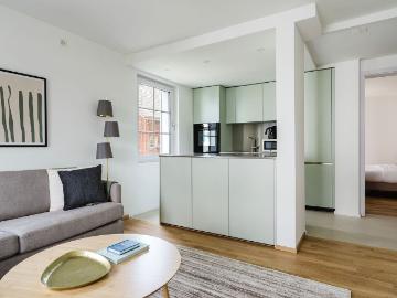Modern 3 Bedroom Furnished Apartment in Horgen, Horgen Amsterdam Apartments for Rent