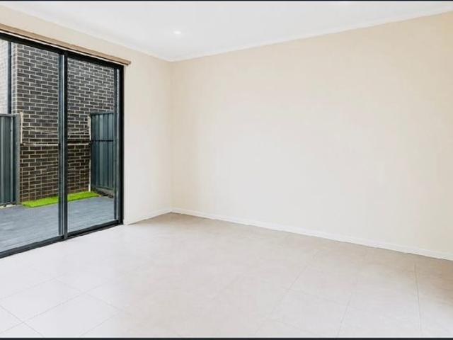 Modern 3 Bedroom Family Home in Prime Lightsview Location