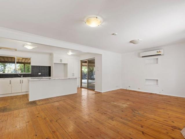 Modern 3 Bedroom Family Home