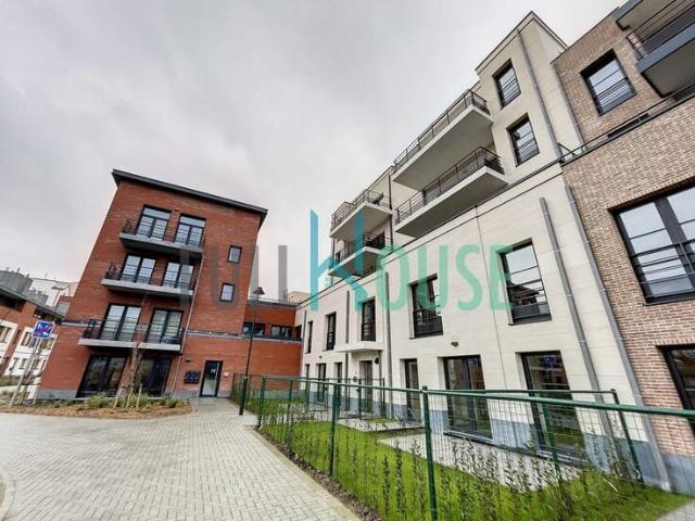 Modern 3 bedroom flats with large terrace PEB: A