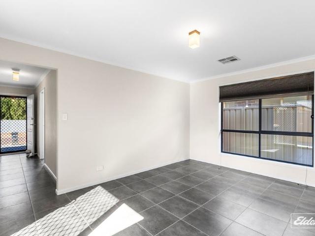 GORGEOUS 3 BEDROOM HOME WITH SOLAR