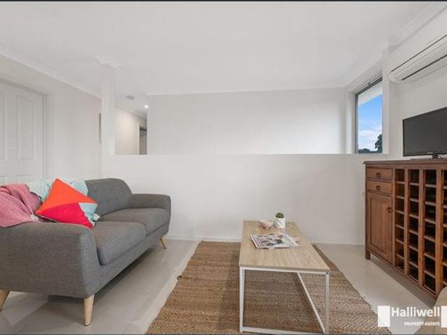 Modern 3 bedroom home