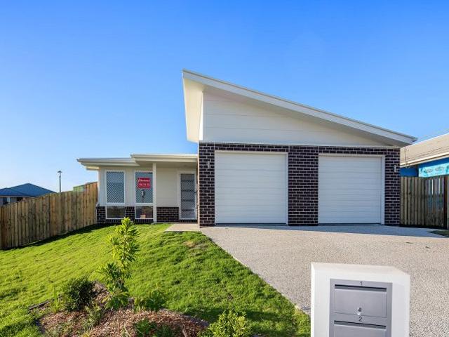 Modern 3 bedroom home available NOW