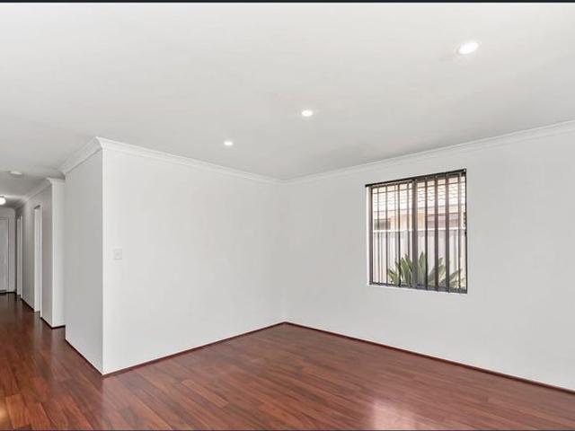 Modern 3 Bedroom Home in Convenient Wellard Location
