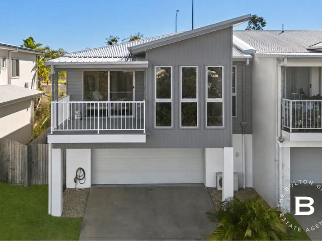 Modern 3 Bedroom Home in Convenient Location