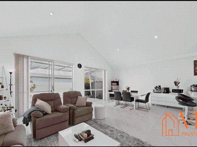 Modern 3 Bedroom Home in a Convenient Dayton Location