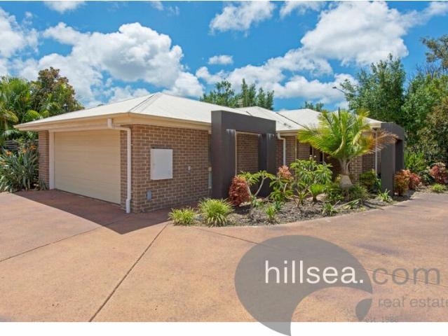 Modern 3 Bedroom Home in a Quiet Complex