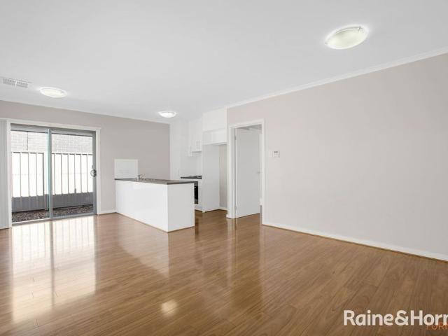 Modern 3 bedroom home in a quiet cul de sac